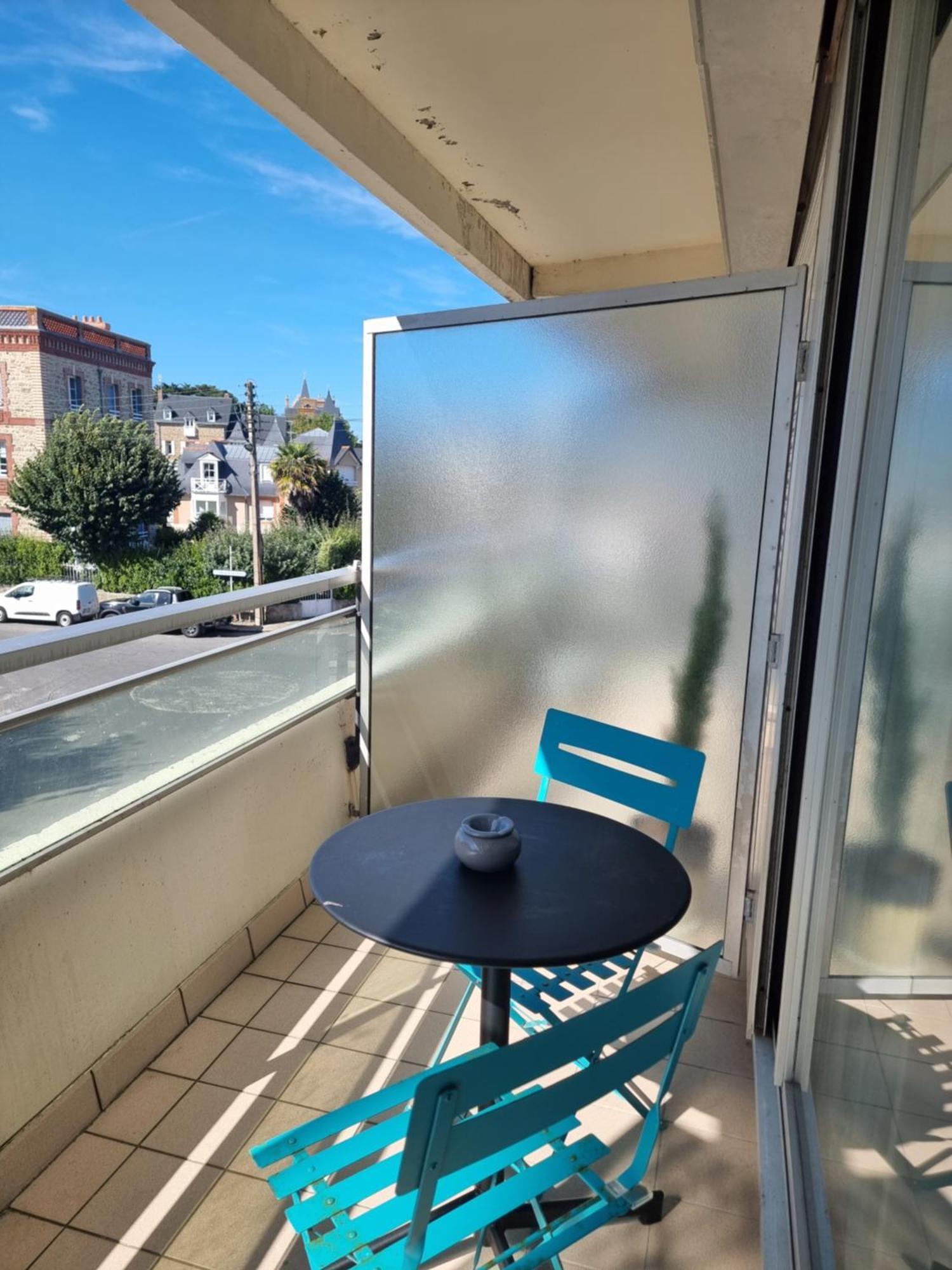 Studio, Balcon Et Acces Direct Page Dinard Exterior foto